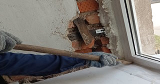 Демонтаж оконных откосов по выгодной цене от 520 руб. в Кисловодске - Сварной-Ксл
